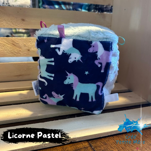 Cube d'Éveil Licorne Pastel